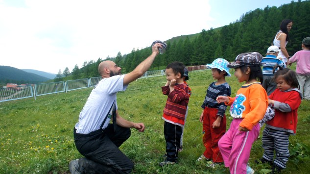 Matteo entertaining the children
